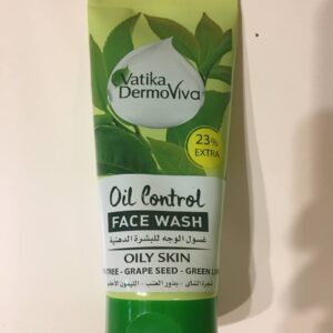Ватіка Дермовіва (Vatika Dermoviva). Контроль масла.  Для жирної шкіри. Чайне дерево, виноградні кісточки, зелений лайм. Зволожуюча рідина для обличчя. 185 мл