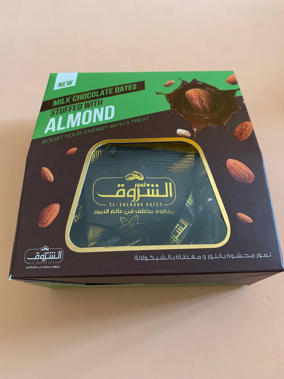 El-Sherouk Dates. Фініки в молочному шоколаді з мігдалем. 250g