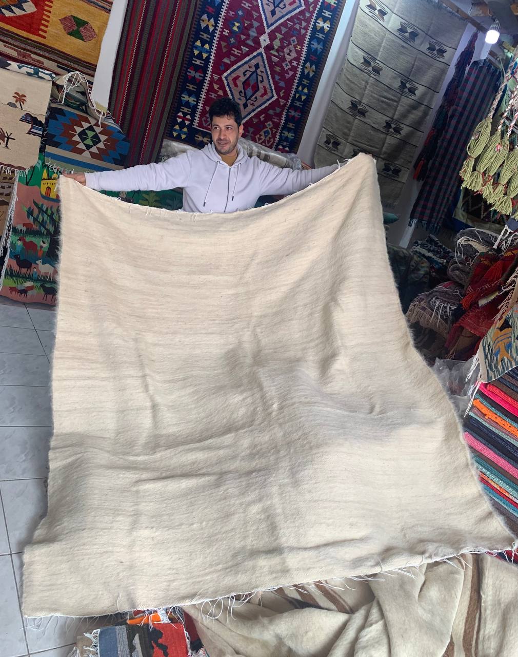 Ковдра двоспальна. Натуральна верблюжа вовна. 220x180см. Ручна робота - Зображення 3